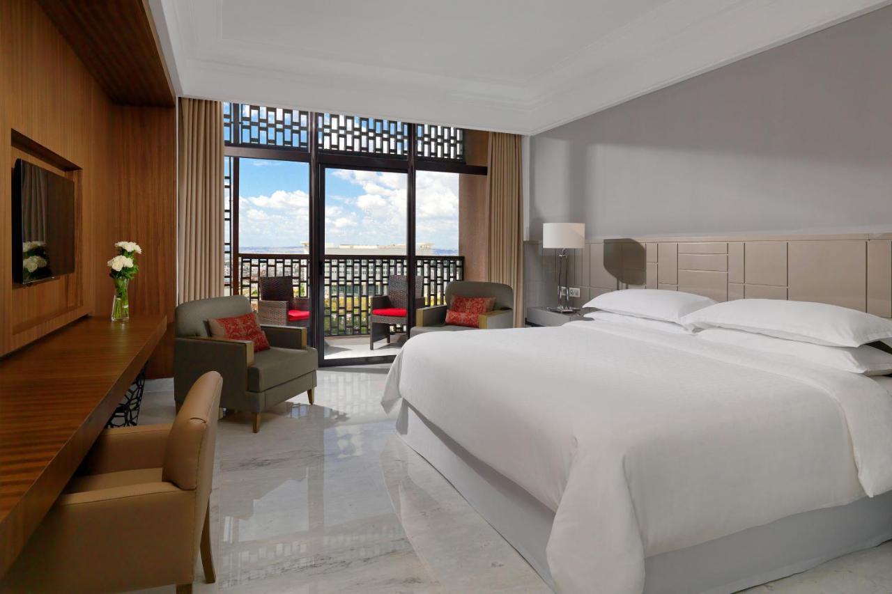 Sheraton Tunis Hotel מראה חיצוני תמונה